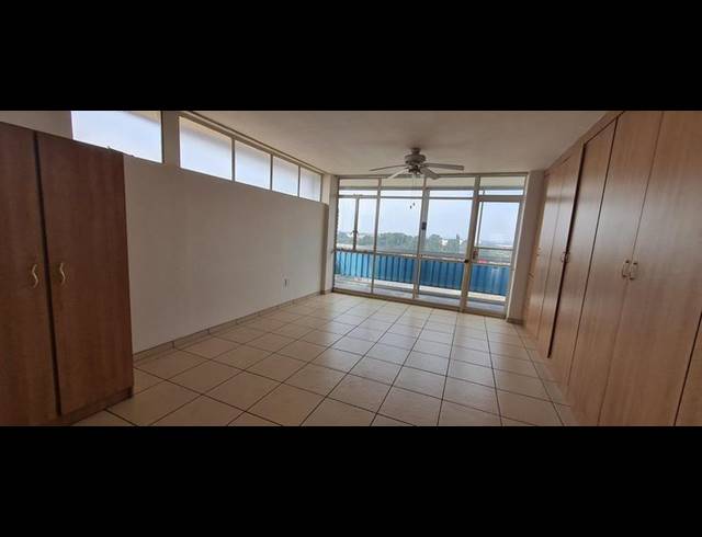 2 BEDROOM APARTMENT FOR SALE IN ARCON PARK